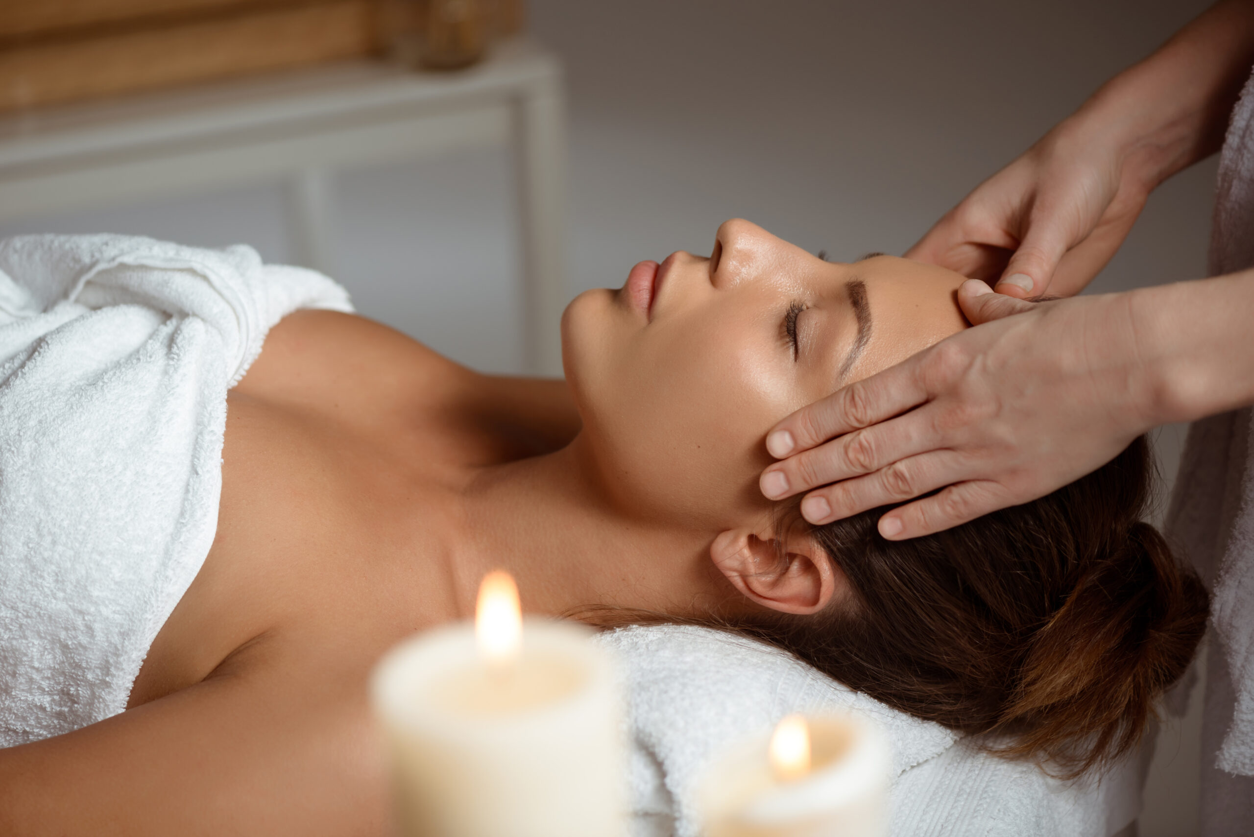 Lymphdrainage Gesicht https://massage-mariana.ch/reflexzonen-schaedel-und-gesicht/